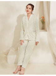 Ladies' Winter Pajama Set – Cozy and Thickened Flannel Sleepwear